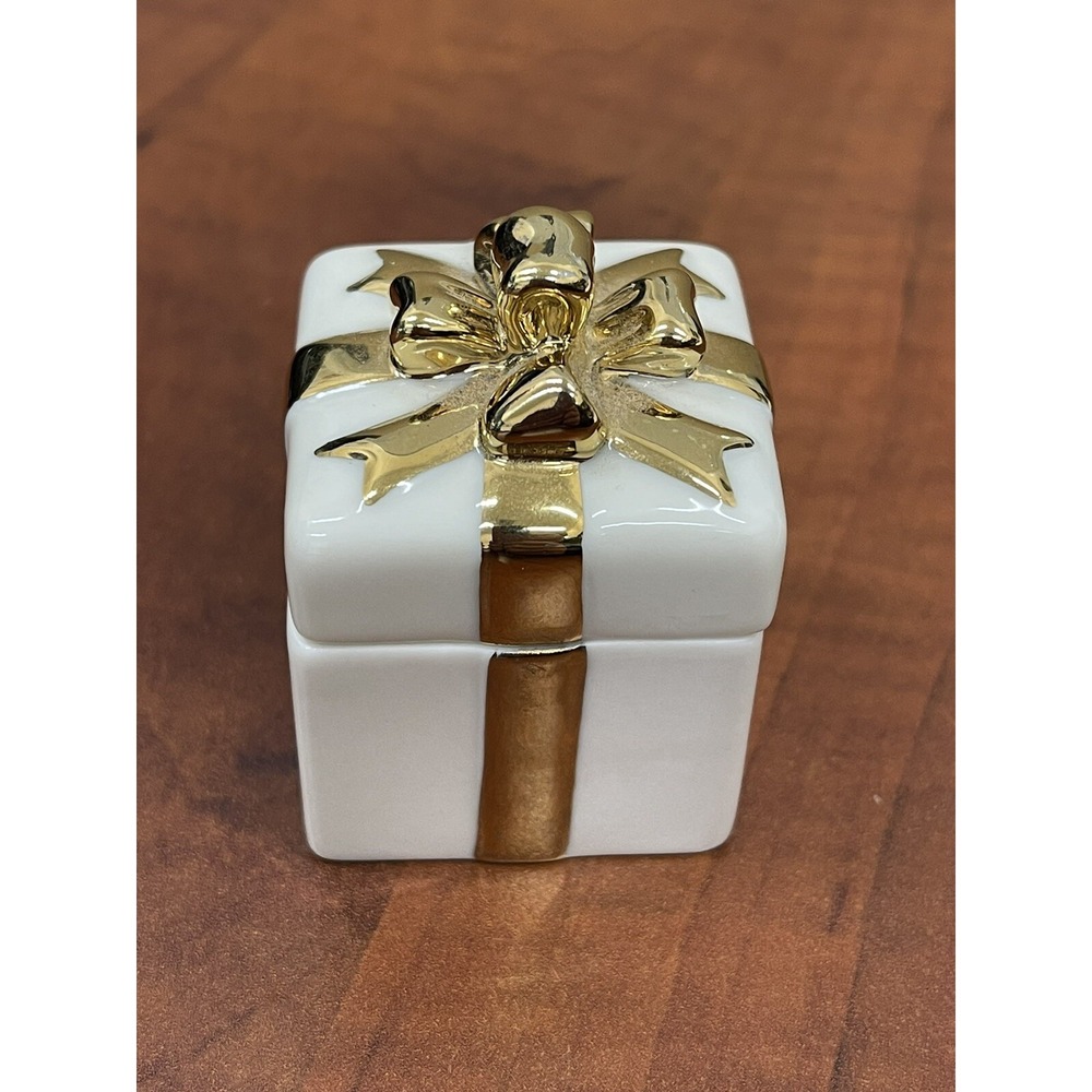 Lenox Porcelain Ivory Gold Ribbon Bow Trinket Engagement Ring Gift Box Keepsake